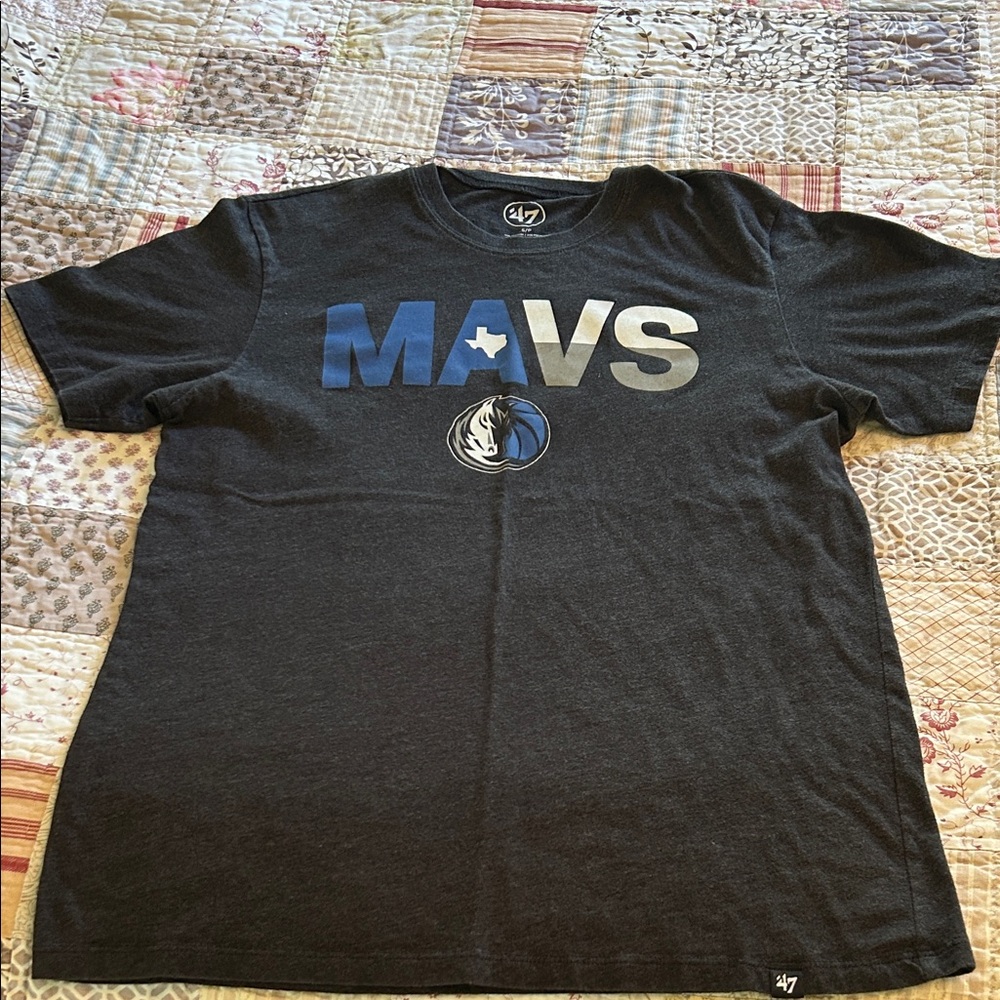 47 Dallas Mavericks Black and Blue Mavs Logo Tee